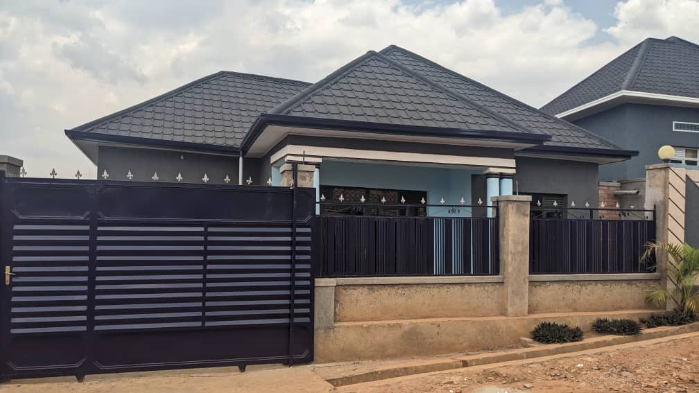 Inzu igurishwa masaka