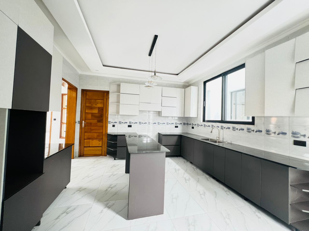 Kibagabaga next to hospital modern house for sale