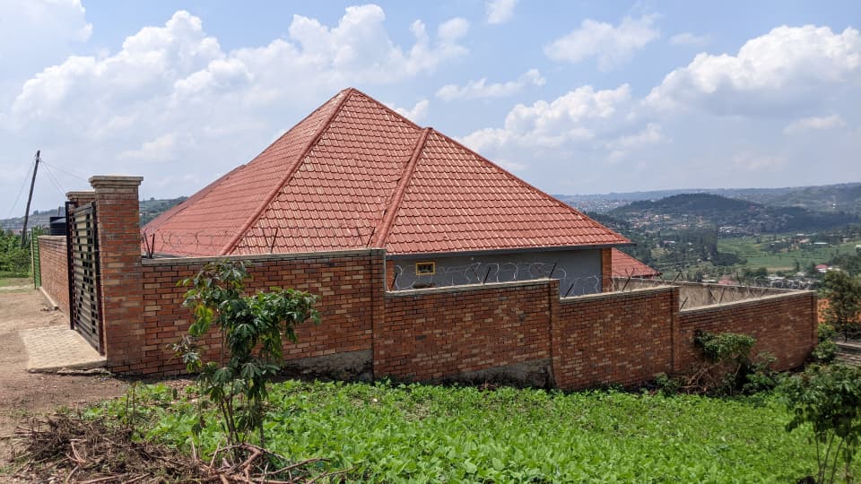 House for sale at Bishenyi-Muganza