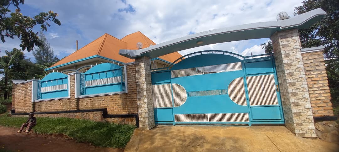 House for Sale at Gihara