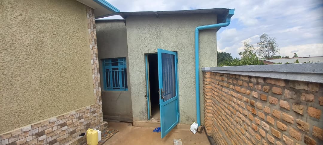 House for Sale at Gihara