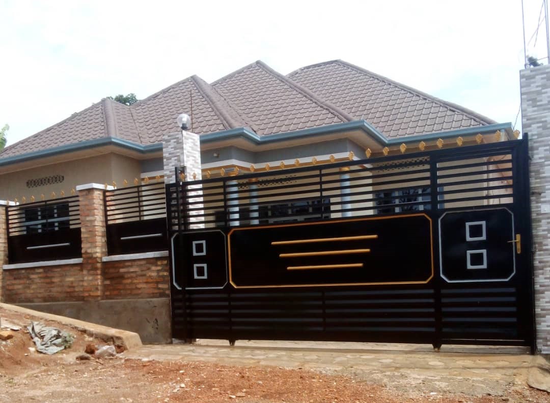 House for sale at Masaka-Gako