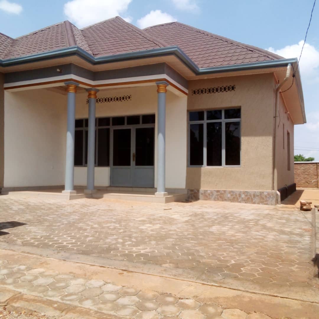 House for sale at Masaka-Gako