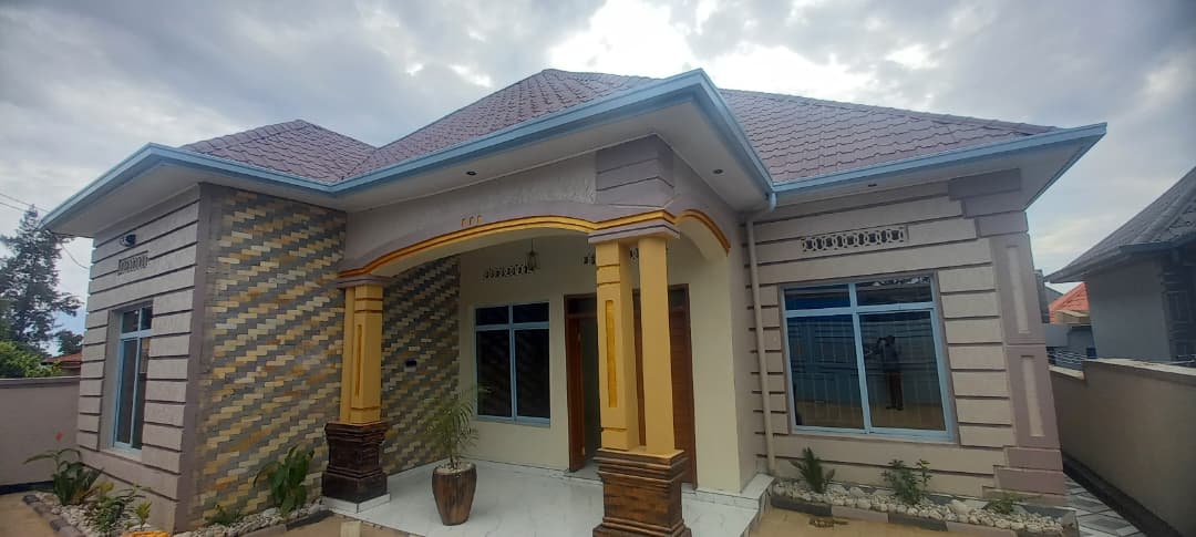 House sale at Kabeza-Samuduha