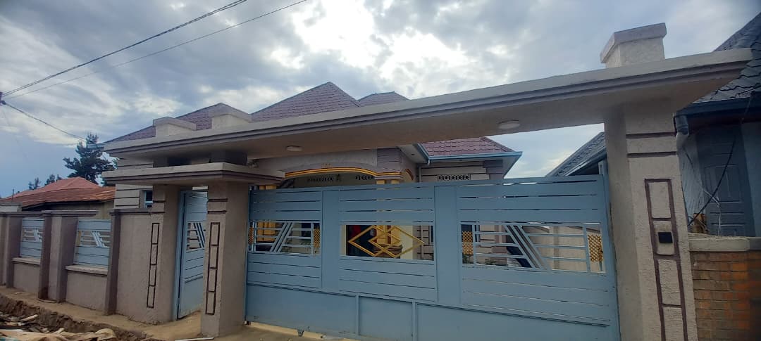 House sale at Kabeza-Samuduha