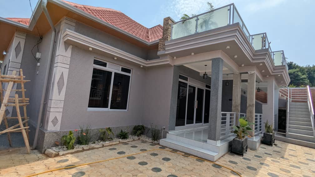 House for sale at Busanza(kwa bamoriki)