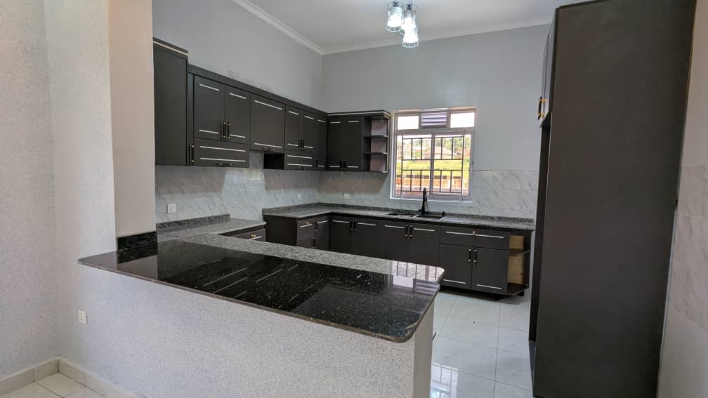 House for sale at Busanza(kwa bamoriki)