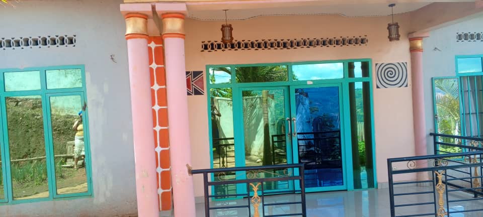 House for sale at Gihara