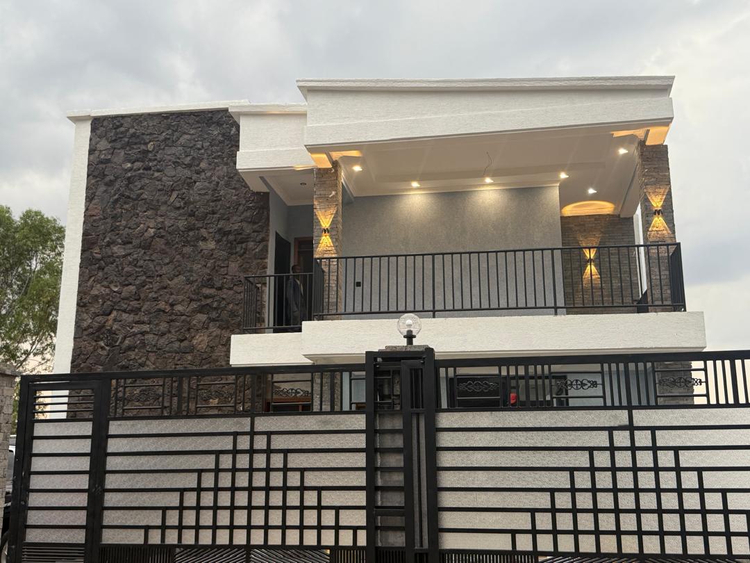House 3-in-1 for Sale – Kibagabaga, Kigali