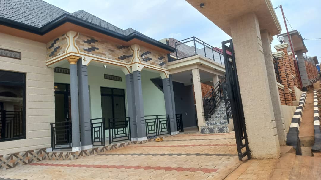 House for sale Kanombe near Airforce