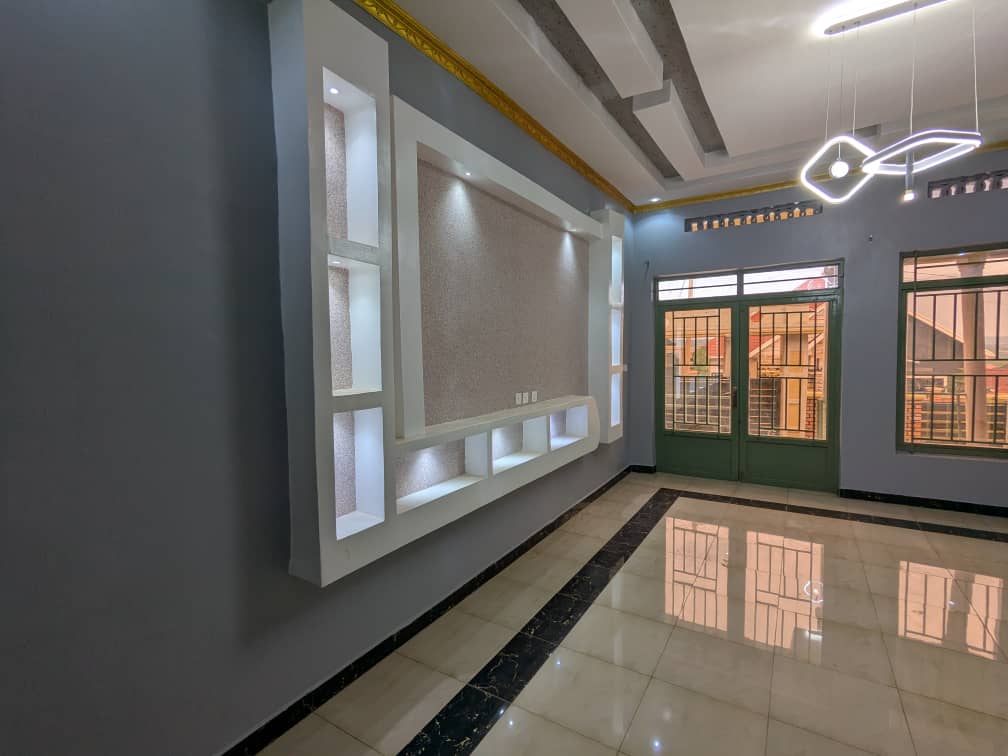 House for sale Kanombe near military