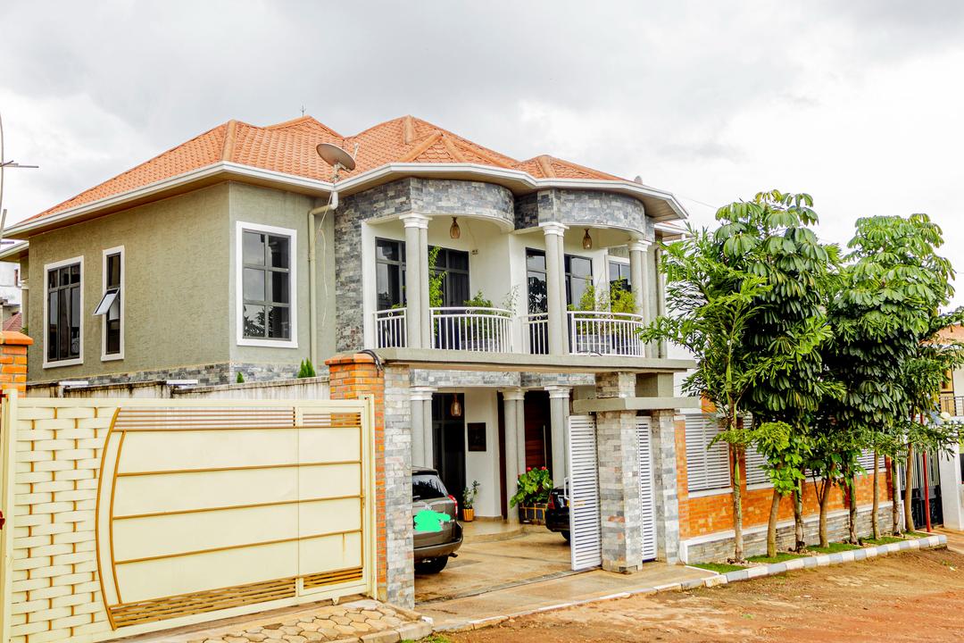 House G+1 for sale at Gahanga