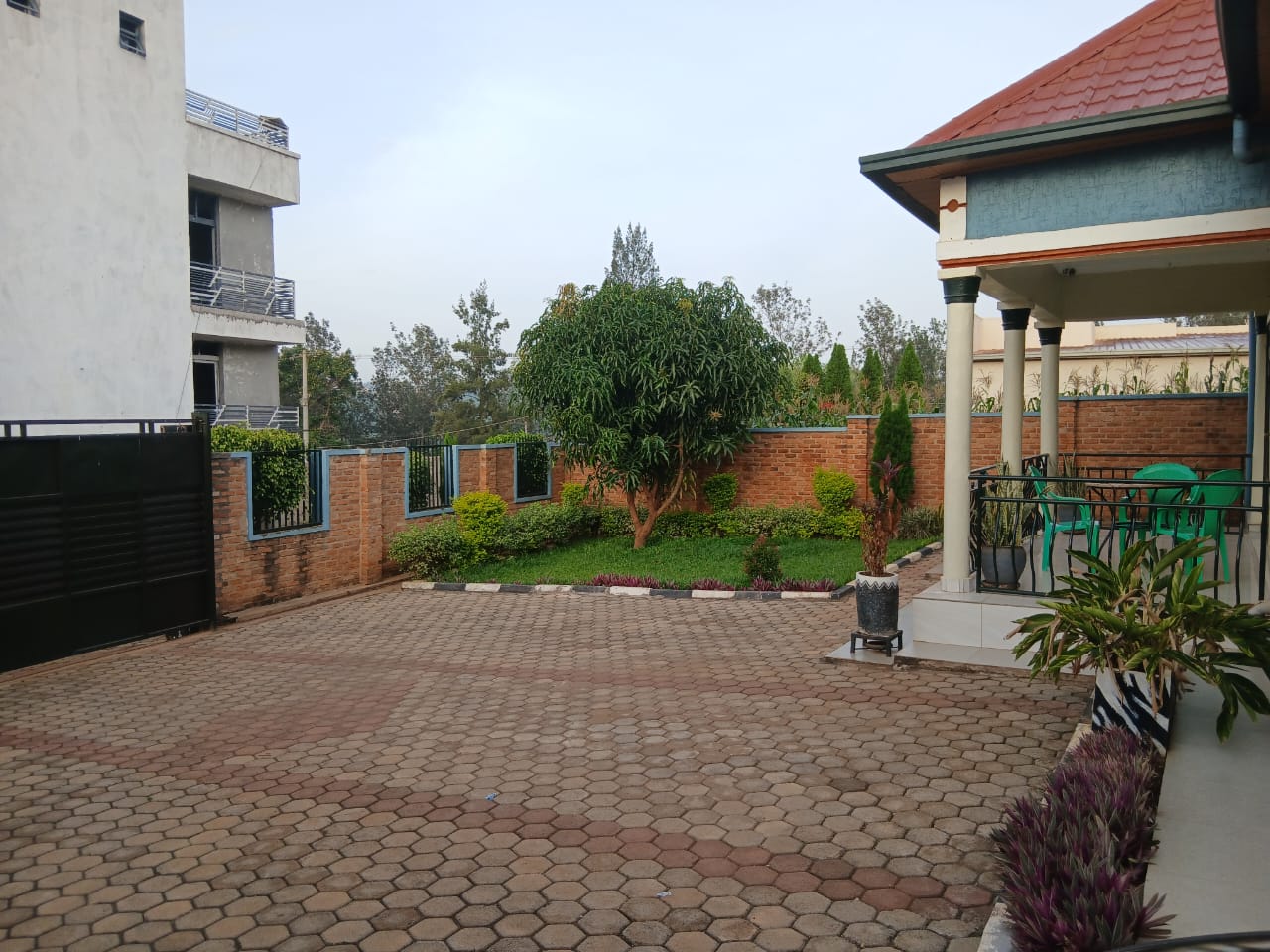 House sale at Muyumbu-Kugasima