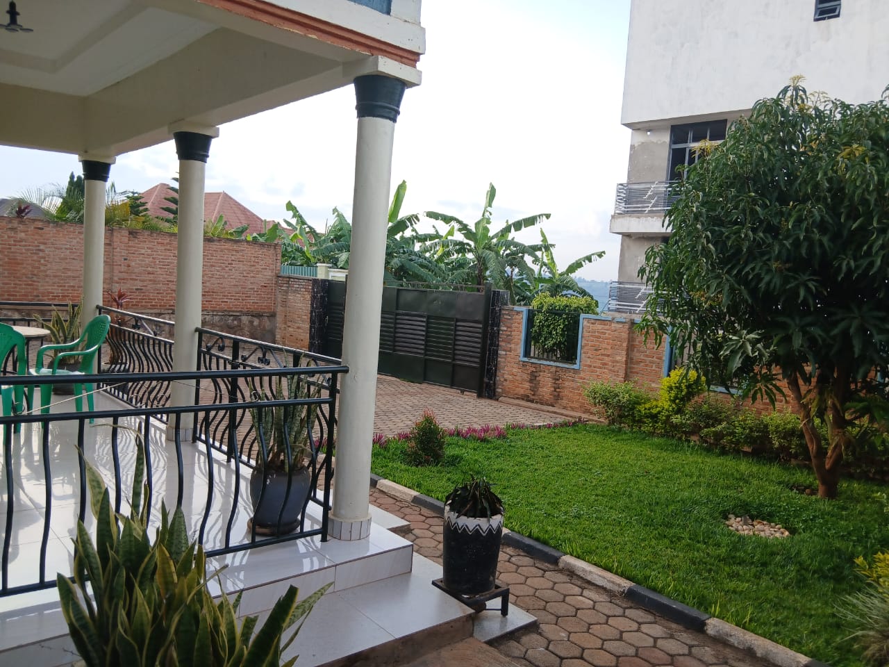 House sale at Muyumbu-Kugasima