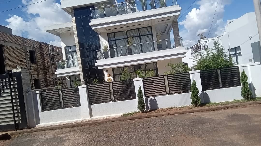 House sale at Kicukiro-Kagarama