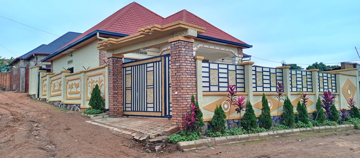 House sale at Busanza