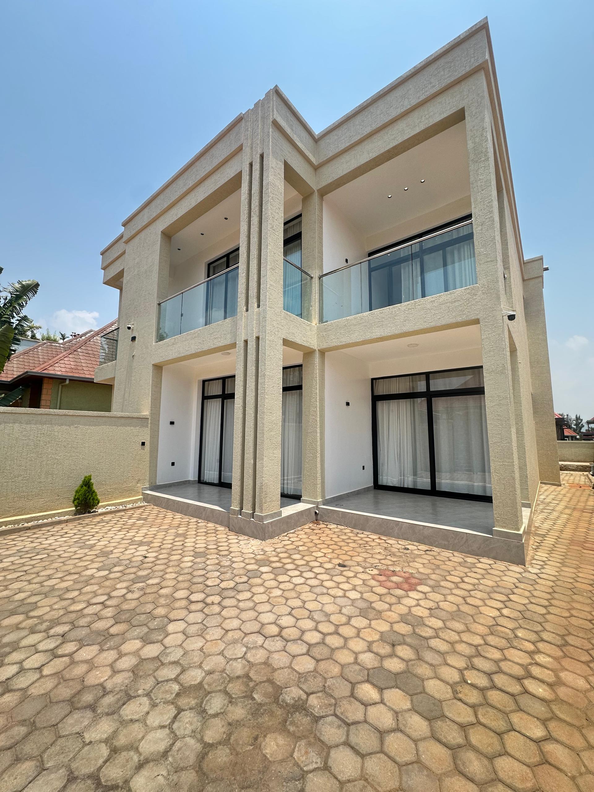 Full furnished self-compound house for rent